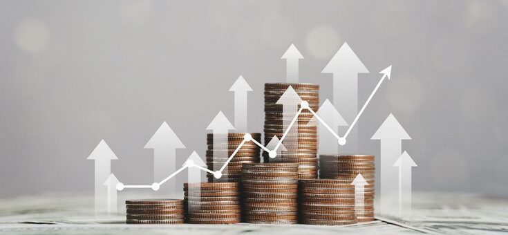 Stacks of coins increasing in height with upward arrows and a growth chart overlay, symbolizing a profitable pricing strategy and financial success in 2025.